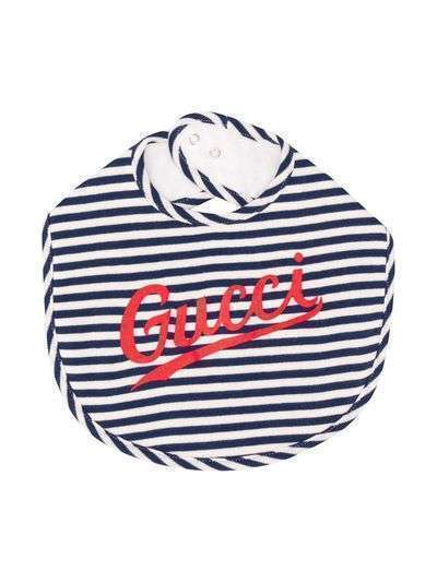 Gucci Kids полосатый нагрудник с логотипом