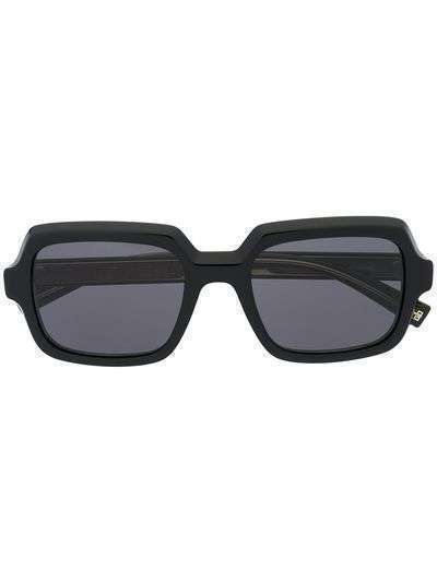 Givenchy Eyewear затемненные солнцезащитные очки в массивной оправе