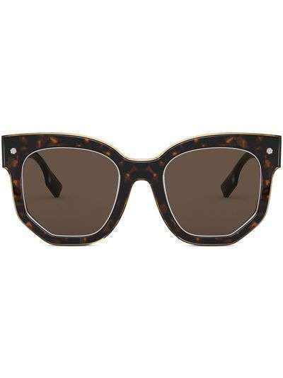Burberry Eyewear солнцезащитные очки в геометричной оправе