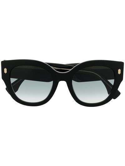 Fendi Eyewear солнцезащитные очки Roma в массивной оправе