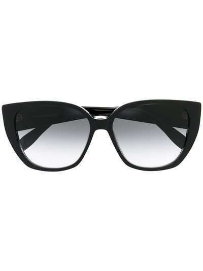 Alexander McQueen Eyewear солнцезащитные очки Seal в оправе 'кошачий глаз'