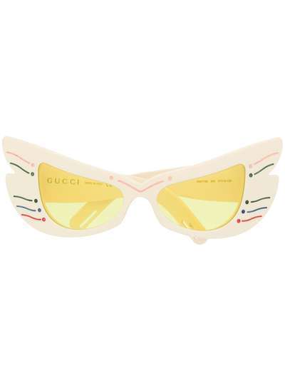 Gucci Eyewear солнцезащитные очки в массивной оправе 'кошачий глаз'