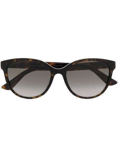 Gucci Eyewear солнцезащитные очки в массивной оправе черепаховой расцветки