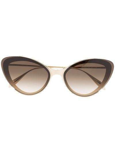 Alexander McQueen Eyewear солнцезащитные очки в оправе 'кошачий глаз' с градиентными линзами