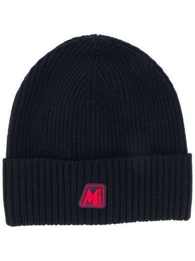 Moncler шапка бини в рубчик с нашивкой-логотипом