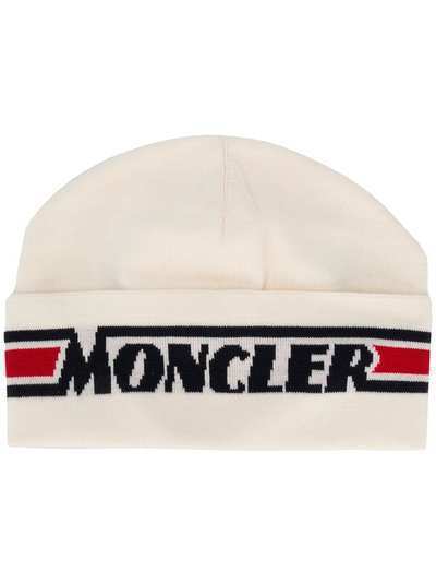 Moncler шапка с логотипом