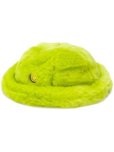 Kirin faux fur smiley hat