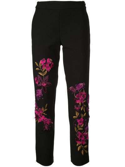 Josie Natori брюки с цветочной вышивкой