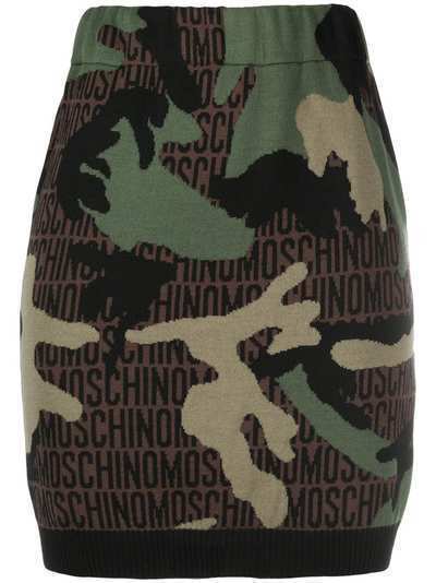 Moschino трикотажная юбка мини с камуфляжным принтом