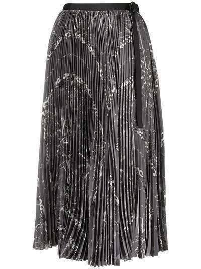Sacai плиссированная юбка с абстрактным принтом