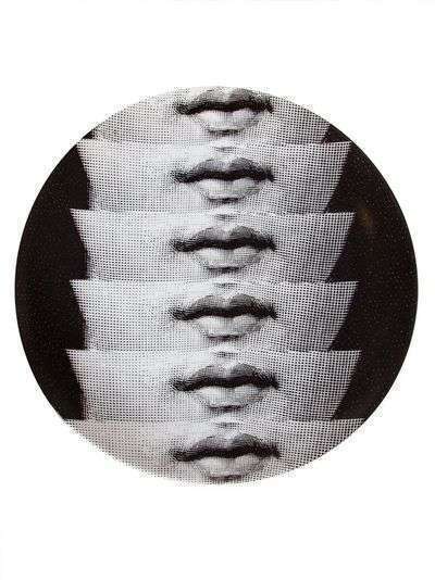 Fornasetti тарелка с изображением губ