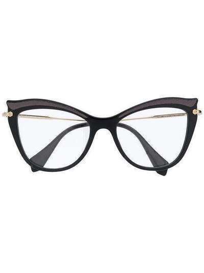 Miu Miu Eyewear очки в оправе 'кошачий глаз' VMU06PVIE1O1