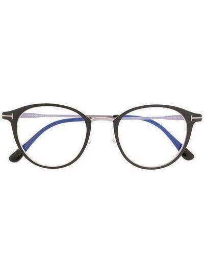 Tom Ford Eyewear очки в круглой оправе TF5528B