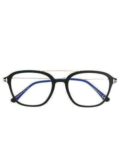Tom Ford Eyewear очки в круглой оправе TF5610B