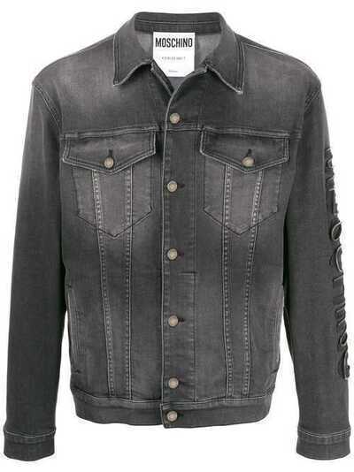 Moschino джинсовая куртка с эффектом потертости A06102024