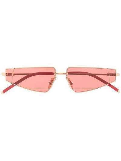 Fendi Eyewear солнцезащитные очки в оправе 'кошачий глаз' FFM0054S