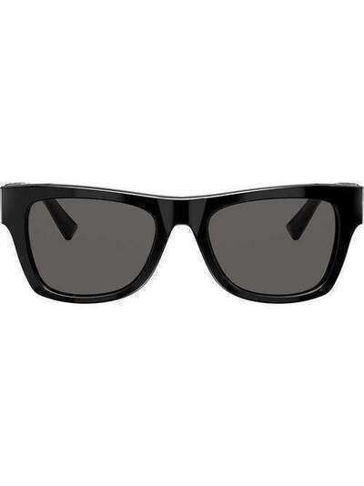 Valentino Eyewear солнцезащитные очки Wayfarer с логотипом VLogo VA4066500187