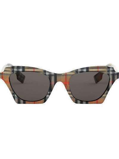 Burberry Eyewear солнцезащитные очки в клетку BE428337783