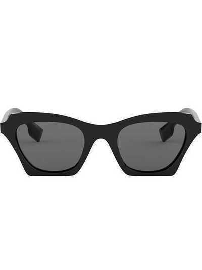 Burberry Eyewear солнцезащитные очки BE4283300187