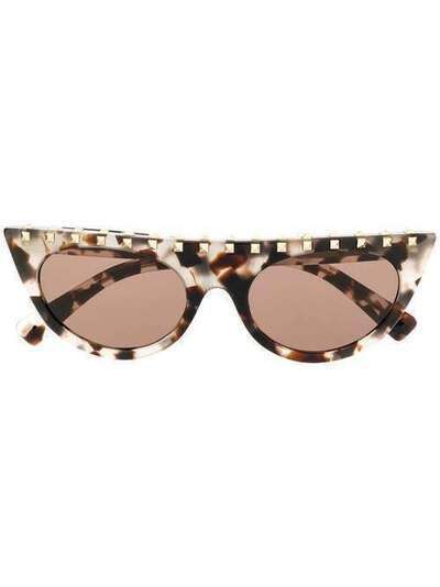 Valentino Eyewear "солнцезащитные очки в оправе ""кошачий глаз"" с отделкой Rockstud" VA4018