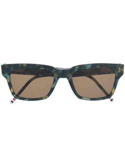 Thom Browne Eyewear солнцезащитные очки с эффектом черепашьего панциря TBS418