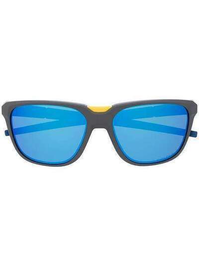 Oakley солнцезащитные очки с затемненными линзами OO94209420