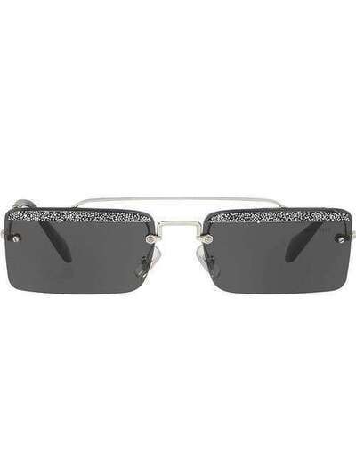 Miu Miu Eyewear солнцезащитные очки 'Société' с декором MU59TSKJL1A1