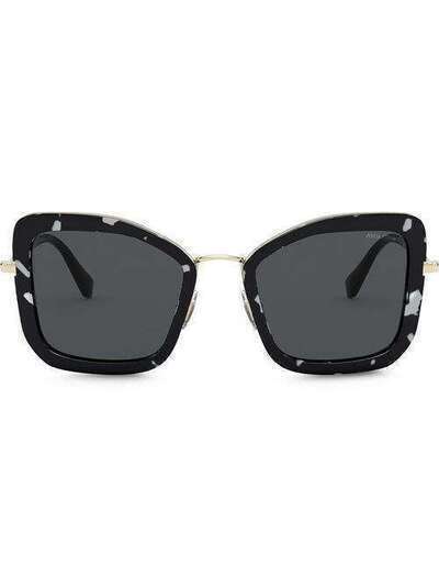 Miu Miu Eyewear солнцезащитные очки Délice в массивной оправе SMU55VC051EPC7