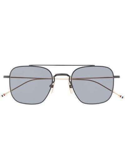 Thom Browne Eyewear солнцезащитные очки в квадратной оправе TBS907