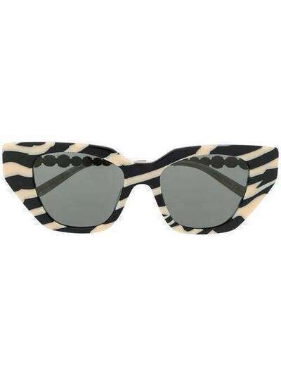 Gucci Eyewear солнцезащитные очки в оправе 'кошачий глаз' с кристаллами GG0641S002