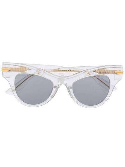 Bottega Veneta Eyewear солнцезащитные очки в массивной оправе 'кошачий глаз' 579058V2330