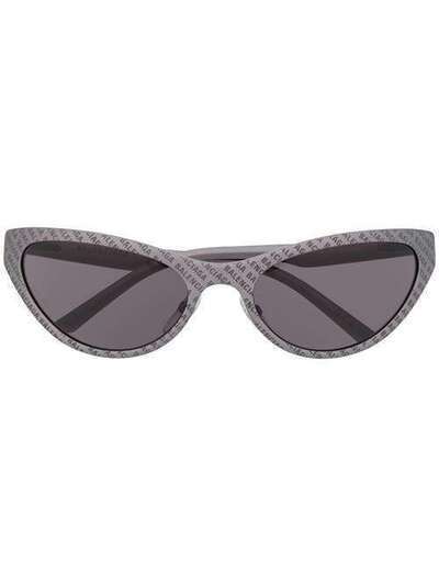 Balenciaga Eyewear солнцезащитные очки в оправе 'кошачий глаз' BB0068S