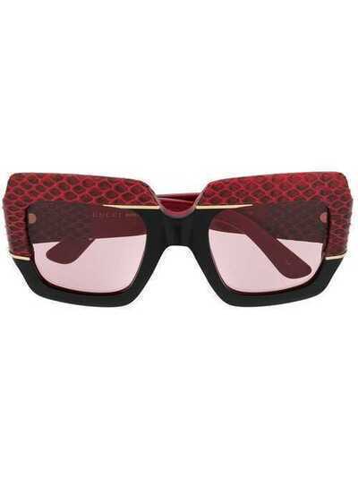 Gucci Eyewear солнцезащитные очки в массивной квадратной оправе 558392J0740