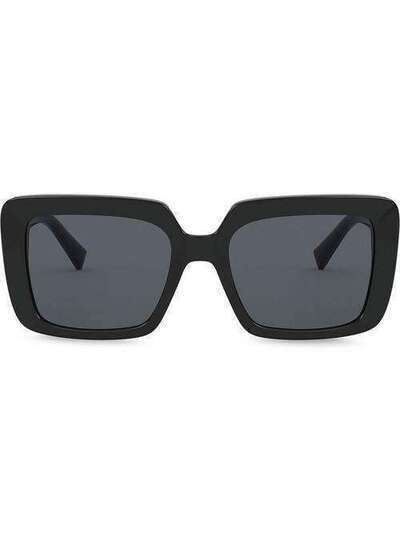 Versace Eyewear солнцезащитные очки в массивной оправе со стразами VE4384BGB187