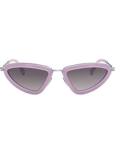 Miu Miu Eyewear солнцезащитные очки в оправе 'кошачий глаз' MU60US1363E2