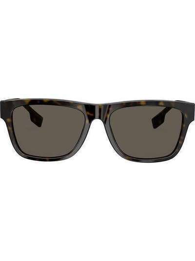 Burberry Eyewear солнцезащитные очки в квадратной оправе BE429330023