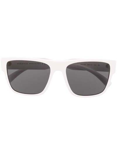 Versace Eyewear солнцезащитные очки в квадратной оправе VE4379