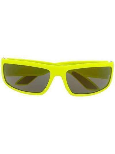 Prada Eyewear солнцезащитные очки в спортивном стиле SPS02U