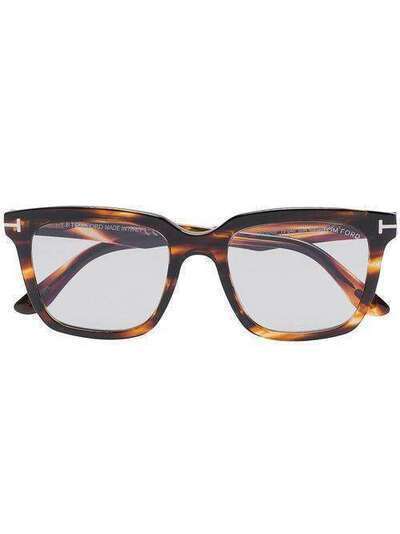 Tom Ford Eyewear солнцезащитные очки Marco черепаховой расцветки FT0646