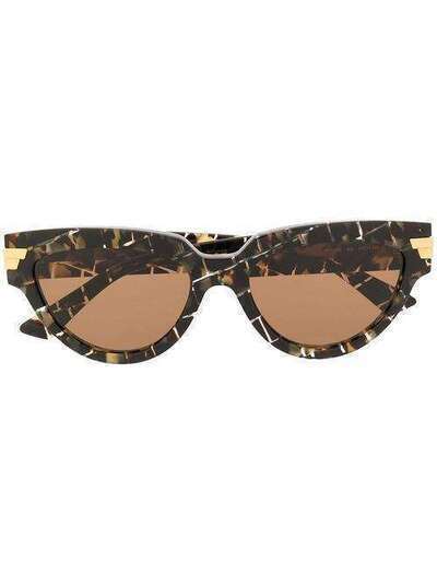 Bottega Veneta Eyewear овальные солнцезащитные очки черепаховой расцветки 620602V2330