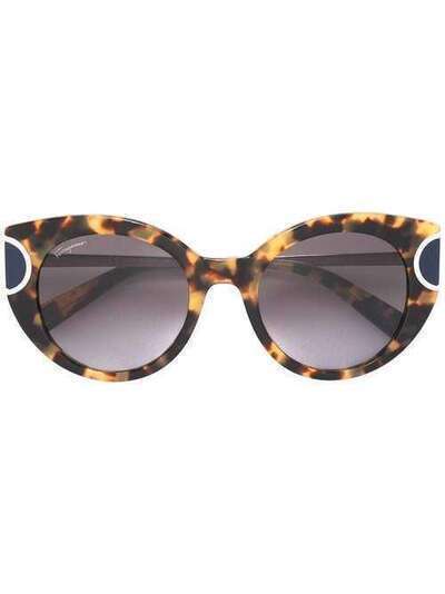 Salvatore Ferragamo солнцезащитные очки с оправой "кошачий глаз" SF829S