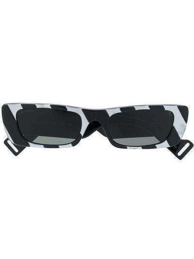 Gucci Eyewear солнцезащитные очки в прямоугольной оправе GG0516S011