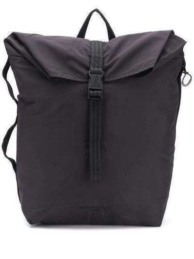 Maison Kitsuné рюкзак с ремешком на пряжке EU05160WQ0013