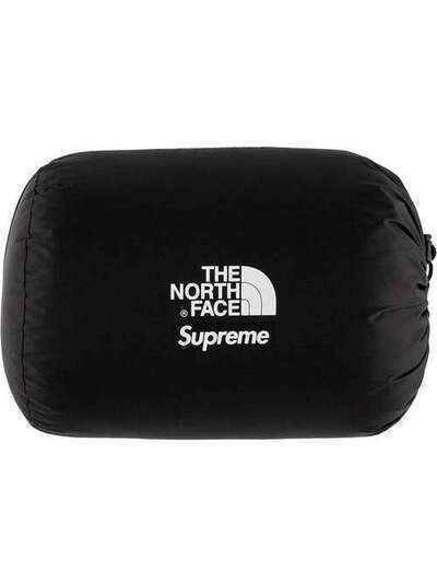 Supreme одеяло TNF Nuptse SU3556