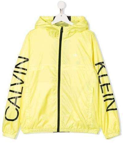 Calvin Klein Kids куртка с логотипом IB0IB00431