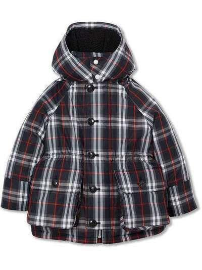 Burberry Kids пуховик в клетку Vintage Check с капюшоном 8017778