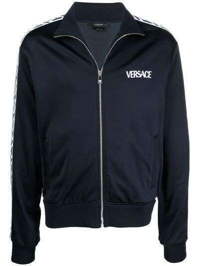 Versace спортивная куртка с вышитым логотипом и узором La Greca