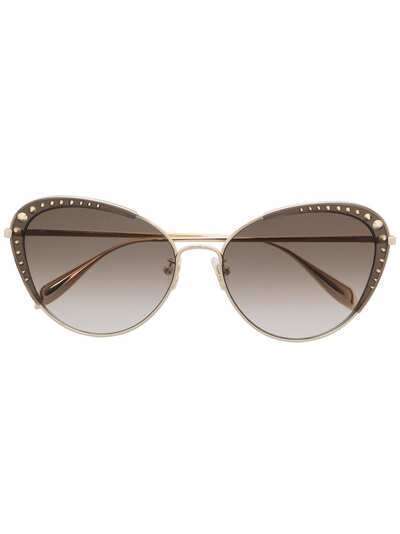 Alexander McQueen Eyewear солнцезащитные очки в массивной оправе с заклепками