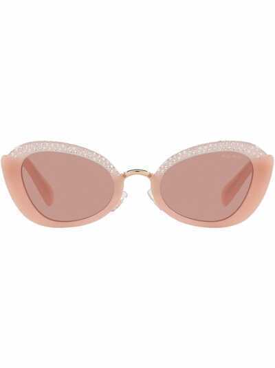 Miu Miu Eyewear солнцезащитные очки в оправе 'кошачий глаз' с кристаллами