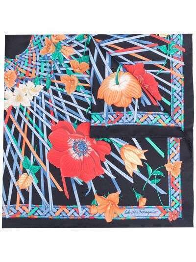 Salvatore Ferragamo шелковый платок с геометричным принтом